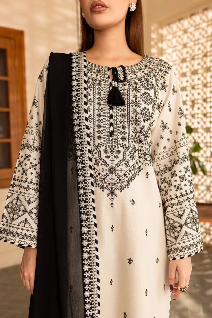Sarmast Embroidered Cotton 3-Piece Suit - Image 5