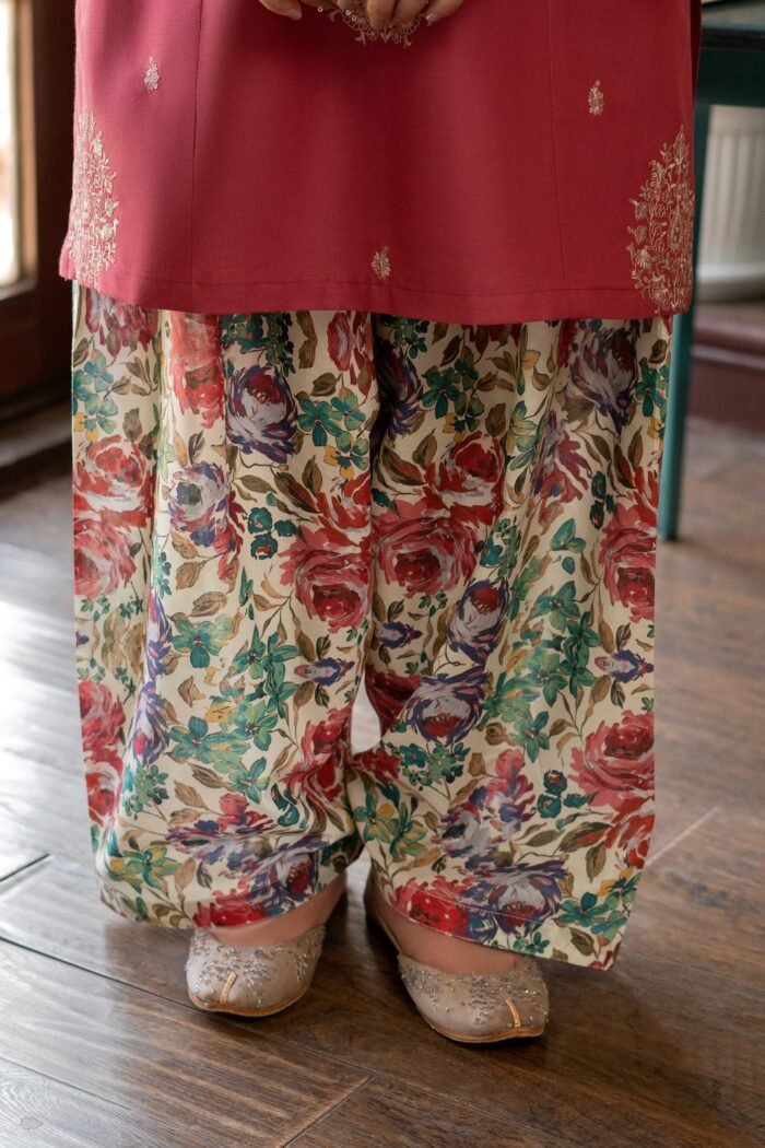 HANEENS - Image 4