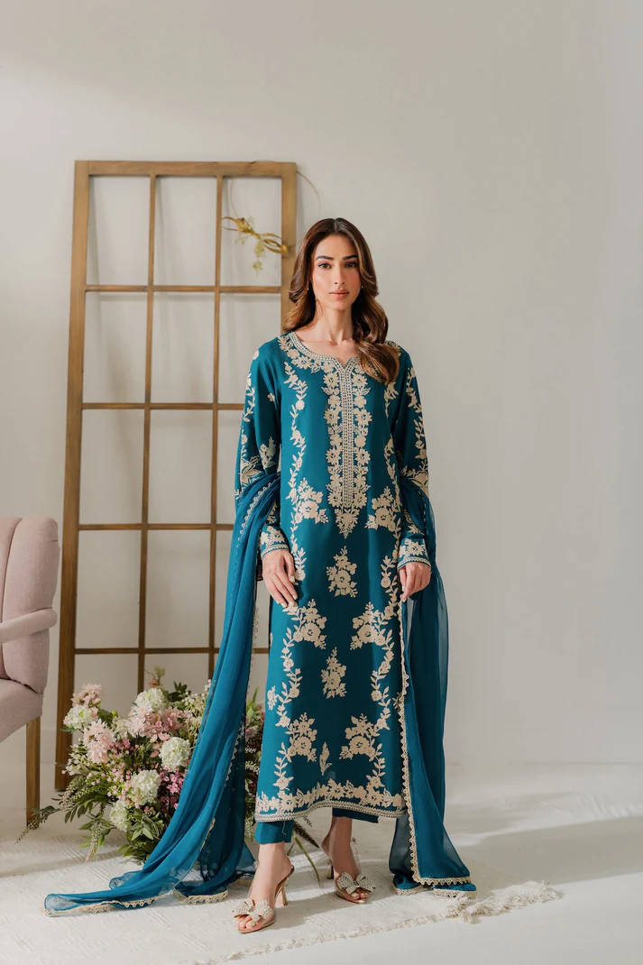 t15 Kaavya Emb 3pcs - Image 1